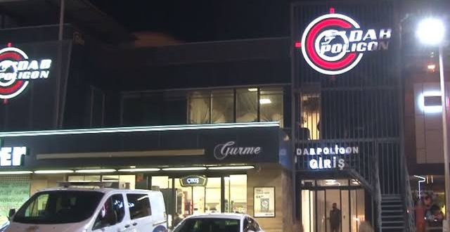 Poligonda kendi kafasına sıktı!