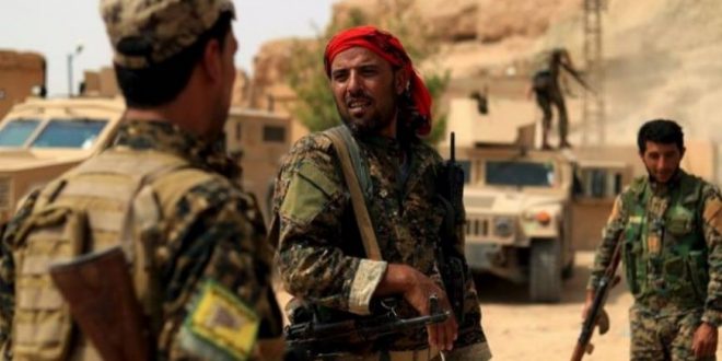 Teröristler bir köyden onlarca kişiyi tutukladı