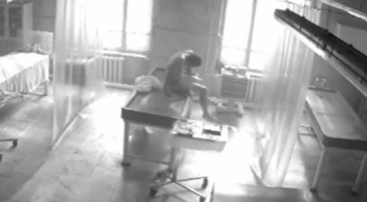 Rusya'da ilginç olay! Ölü sanılan adam morgda canlandı Rusya'da ilginç olay! Ölü sanılan adam morgda canlandı