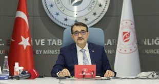 ﻿Bakan Dönmez 'sabit saat uygulaması' tartışmalarına son noktayı koydu