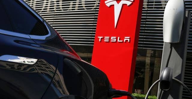 Tesla, Türkiye'de şarj istasyonları kuracak