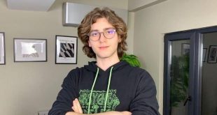 Dünya bu Türk gencinin peşinde!