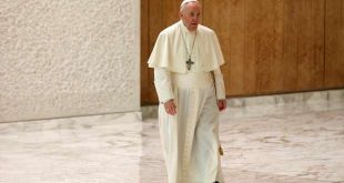 Papa, Ukrayna'da barış için oruç çağrısı yaptı