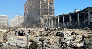 Rusya Kiev'de alışveriş merkezini bombaladı