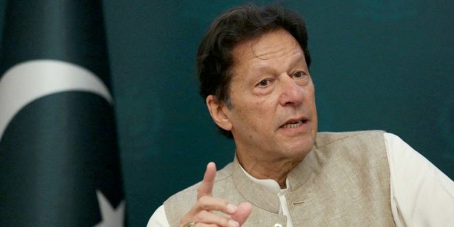 Pakistan meclisi toplanıyor: İmran Han'ın başbakanlığı sona mı erecek?