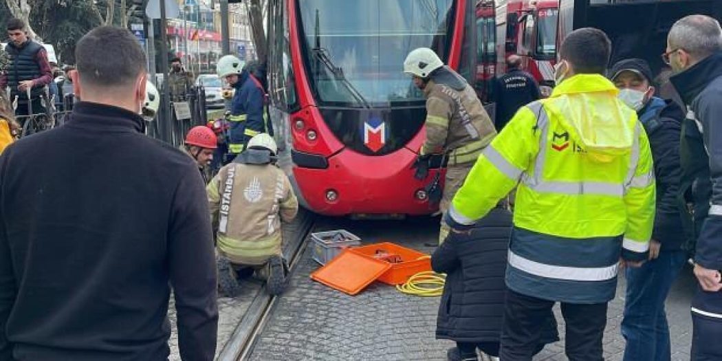 Fatih’te tramvayın ezdiği kişi öldü