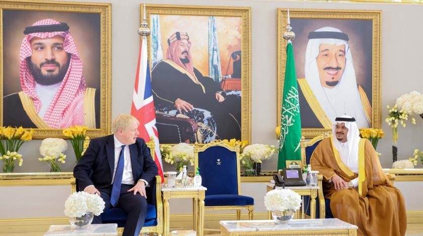 İngiltere Başbakanı Suudi Arabistan’da