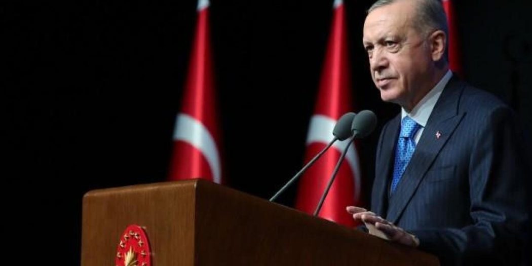 Erdoğan Kırgızistan’da ‘Yılın Adamı’ seçildi