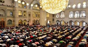 Teravih namazları camilerde kılınacak