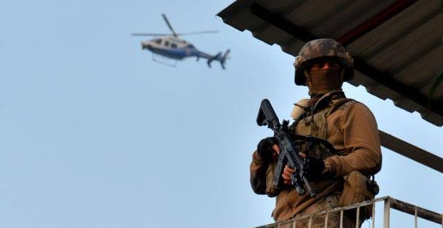 Adana'da suç çetesine helikopter destekli operasyon