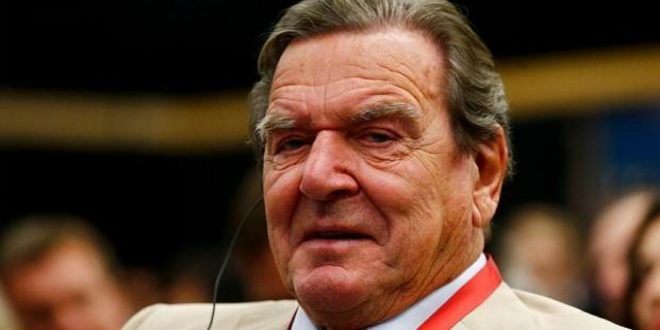 Almanya'dan, Rus işgalini destekleyen Schröder'e kötü haber