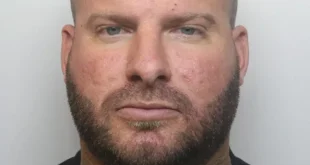 İngiltere'nin en çok aranan listesinde bulunan kanun kaçakçısı İstanbul uçağında yakalandı