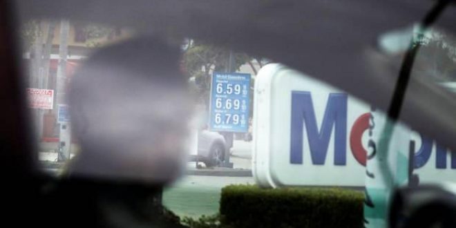 ABD'de benzin fiyatları rekor seviyeye çıktı