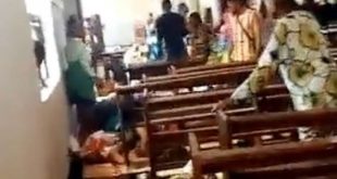 Katolik kilisesine saldırı düzenlendi! Onlarca kişi hayatını kaybetti