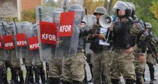 Kosova Sırbistan'a karşı NATO'dan yardım istedi