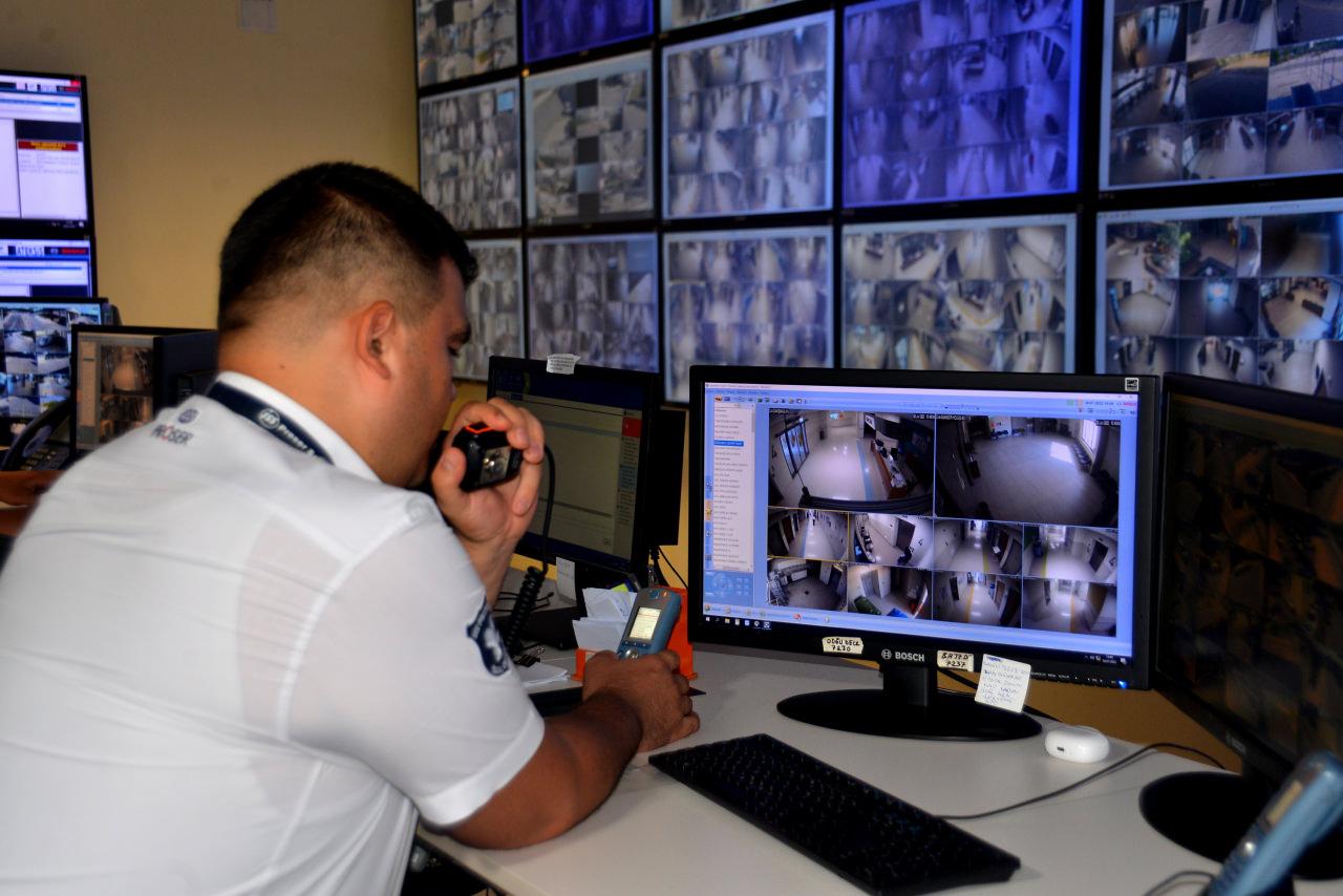 Adana şehir Hastanesinde bebek kaçırılmasına karşı 'çip'li takip