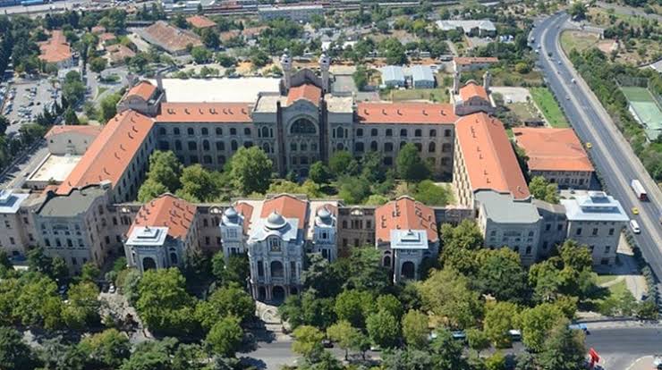 17 yaşındaki genç Marmara Üniversitesi’ni hackledi!