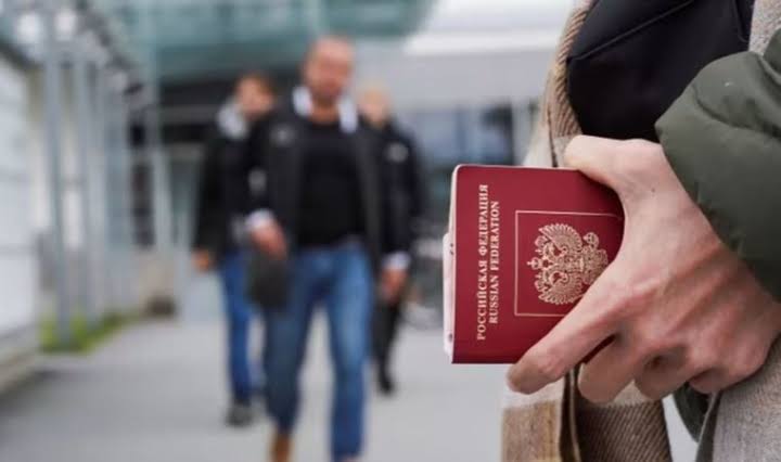 finlandiya rusya dan gelen turistleri ulkeye girislerini yasakliyor 01