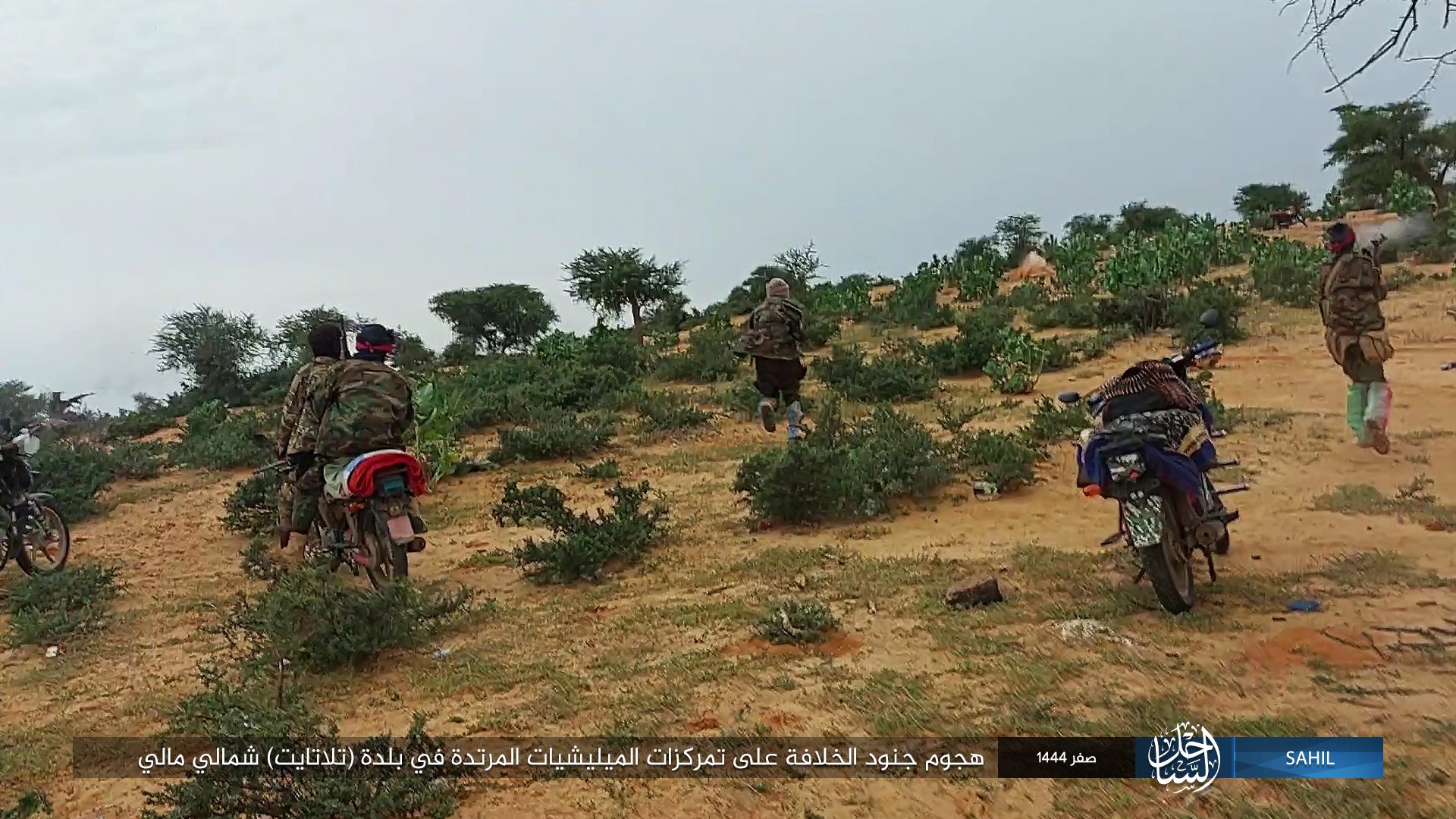 IŞİD Mali'de El-Kaide'ye bağlı bir köyü bastı