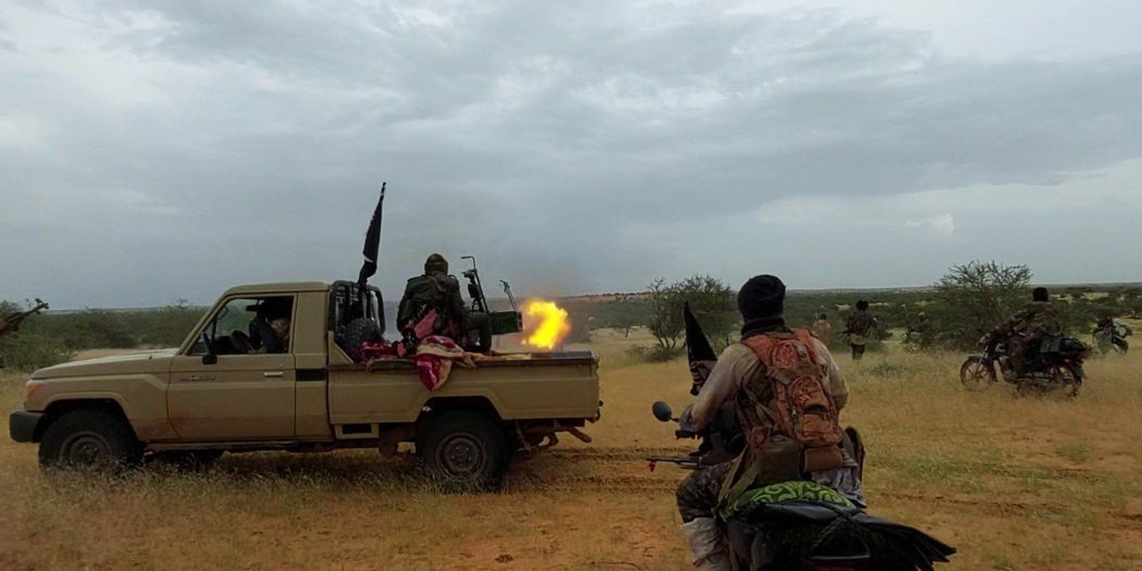 IŞİD Mali’de El-Kaide’ye bağlı bir köyü bastı