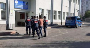 Jandarma eş zamanlı DAEŞ operasyonu gerçekleştirdi: 2 gözaltı