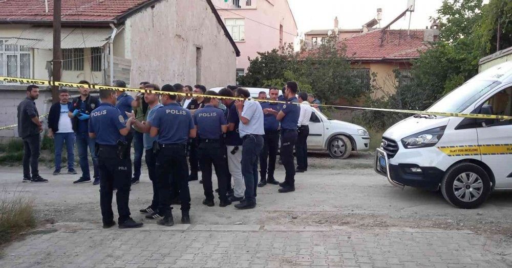 Magandalar Konya’da terör estirdi: Darp, silahlı tehdit, eve baskın ve gasp