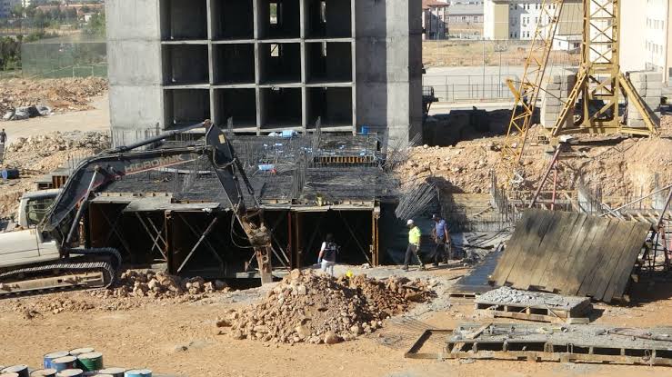 Malatya’da vincin devrilmesi sonucu 3 işçi feci şekilde can verdi