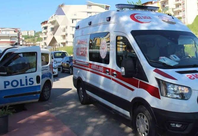 Parkta patlatılan torpilden korkup hayatını kaybetti!