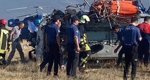 Yangın söndürme helikopteri Denizli'de düştü: 2 ölü