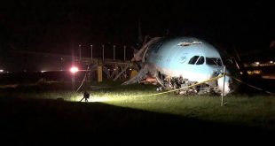 162 kişilik yolcu uçağı pistten çıktı!