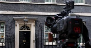 Başbakanlık ofisi yakınında bulunan şüpheli paket alarma geçirdi!