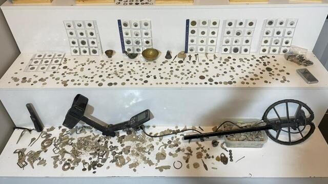 Kayseri’de tarihi eser kaçakçılarına operasyon: 651 parça tarihi eser ele geçirildi