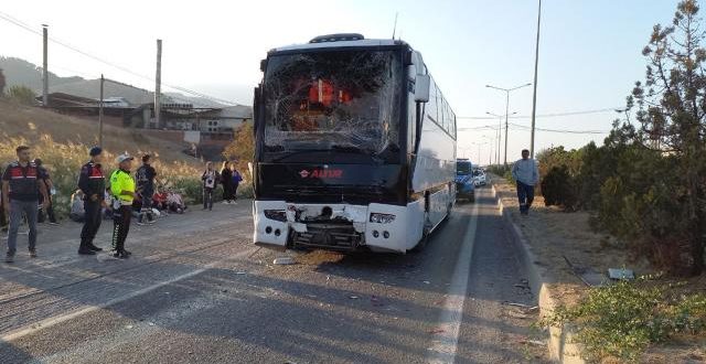 Manisa'da zincirleme kaza: 24 yaralı