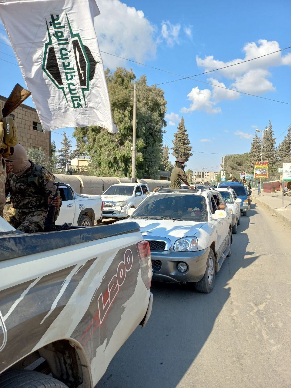 Muhalifler arasında iç çatışma dengeleri degiştirdi: HTŞ Afrin'de kontrolü sağladı!