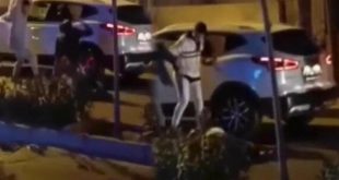 Yol verme kavgasında kaldırım taşı ile darbe alan sürücü ağır yaralandı