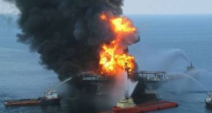 Yolcu teknesinde yangın çıktı; 14 kişi hayatını kaybetti!