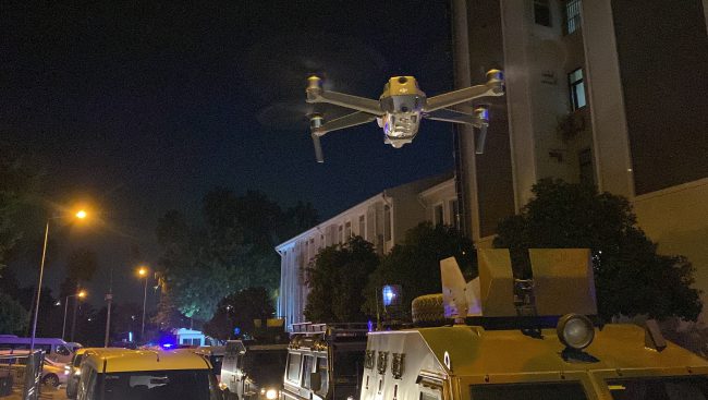 Mersin'de suç örgütlerine şafak operasyonu! Mersin'de suç örgütlerine şafak operasyonu!