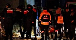 Denizli'de kan donduran cinayet! Boş arazide eşinin başını keserek öldürdü