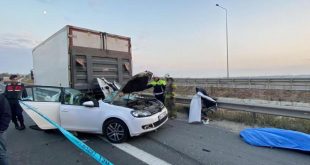 Tekirdağ'da feci kaza: Parçalanan otomobilde 2 kişi hayatını kaybetti