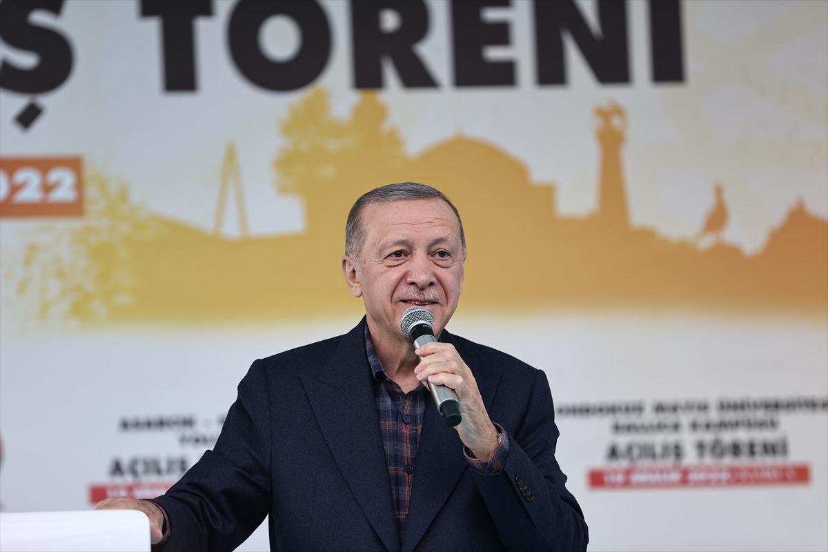 Erdoğan'dan veda mesajı: Bayrağı gençlerimize teslim edeceğiz! Erdoğan'dan veda mesajı: Bayrağı gençlerimize teslim edeceğiz!