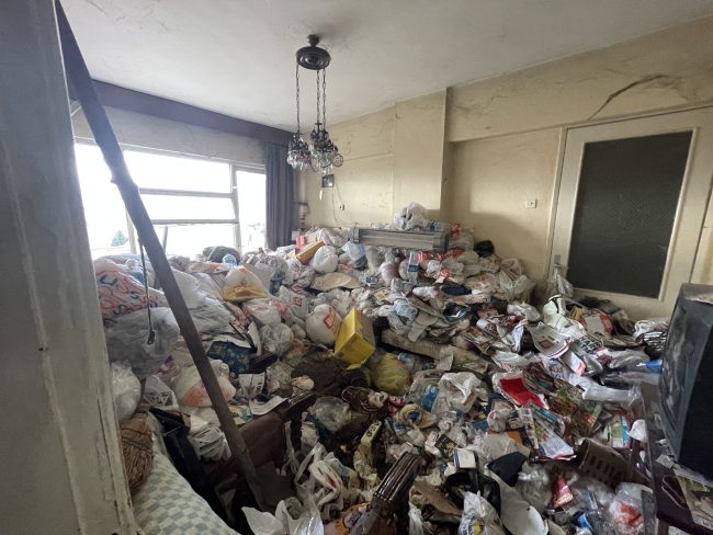 Kendinden haber alınamayan kadın evinde ölü bulundu