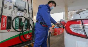 Çin'de akaryakıt indirimi