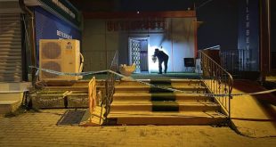 Gece kulübüne silahlı saldırı düzenlendi: 3 kişi ağır yaralandı