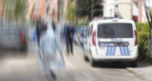 Hamile eşini tekmeleyen adam bebeğin ölümüne sebep oldu