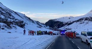 Kayak merkezinde çığ düştü! 9 kişiye ulaşılamıyor