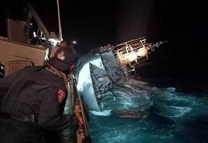 Tayland donanmasına ait gemi battı! 31 asker kayıp