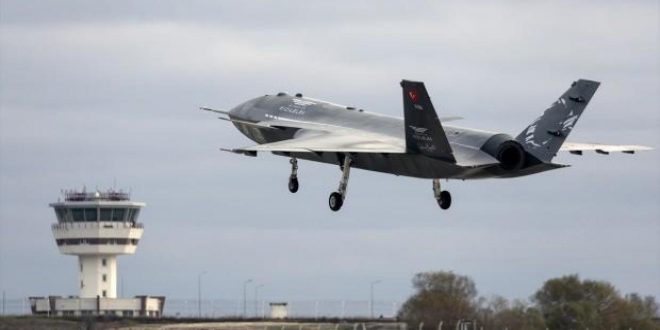 Türkiye'nin ilk insansız savaş uçağı Kızılelma 4 tip olarak üretilecek