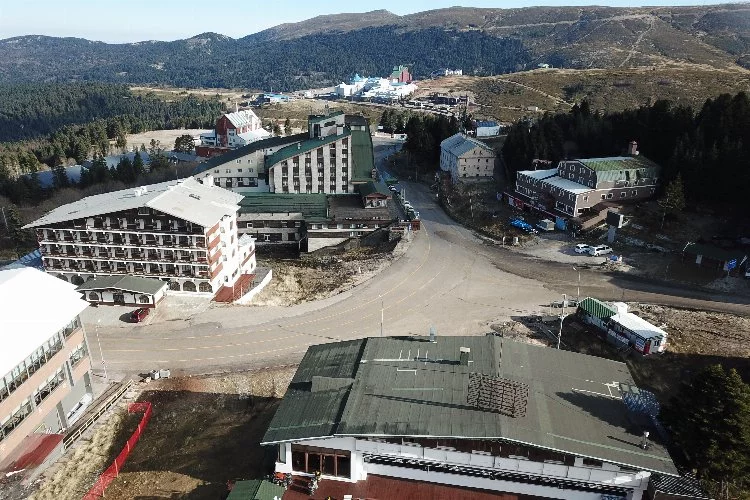 Uludağ’da kar yağmayınca sezon açılamadı