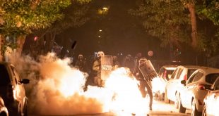 Yunanistan'da işler karışıyor