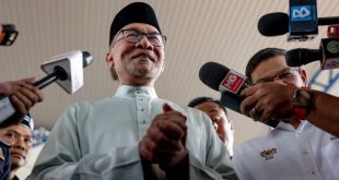 Malezya Başbakanı İbrahim: Laikliği, komünizmi ve LGBT'yi tanımayacağız